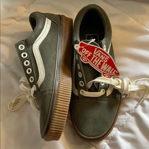 Brand New Old Skool suede vans. RARE!!
